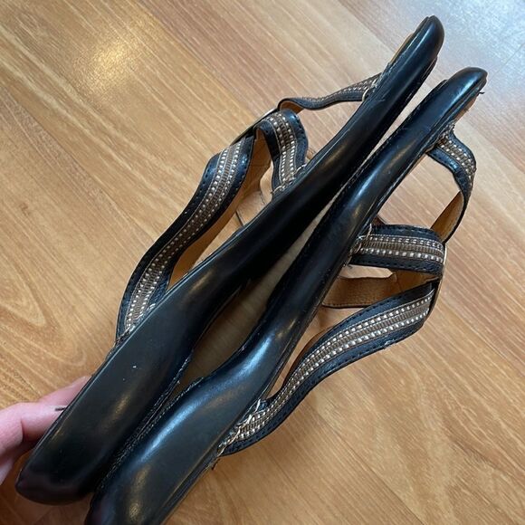 Montego Bay Club Strappy Brown Brass Sandals Womens 9.5 - Picture 5 of 5